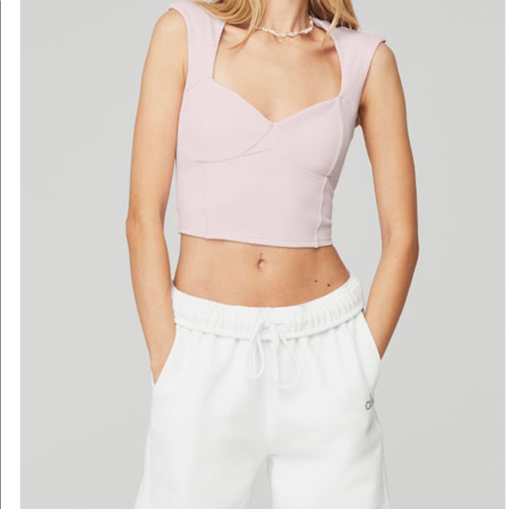 Alo- RIBBED SWEETHEART SHORT SLEEVE × 1